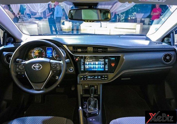 mau-xe-toyota-corolla-altis-2018-sap-ve-viet-nam-co-gi-moi