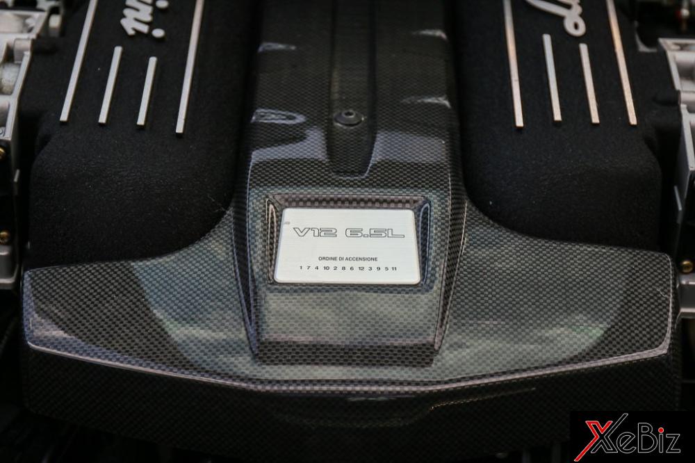 Lamborghini Murcielago LP640-4 Versace vẫn giữ nguyên trái tim V12, dung tích 6.5 lít nổi tiếng của dòng siêu xe Murcielago LP640
