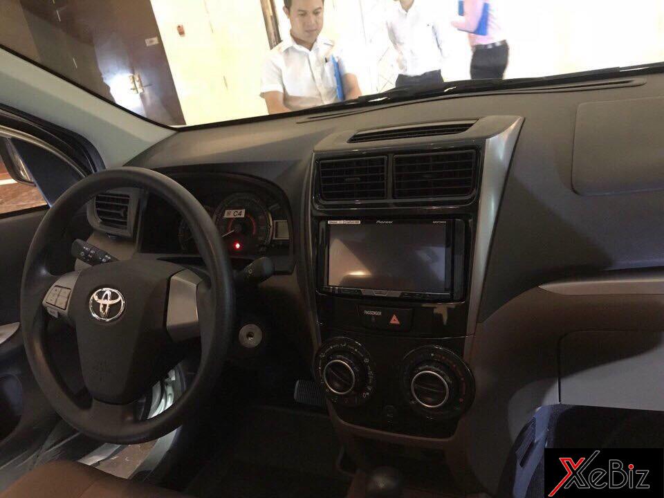 Nội thất với trang bị cơ bản của Toyota Avanza 2018