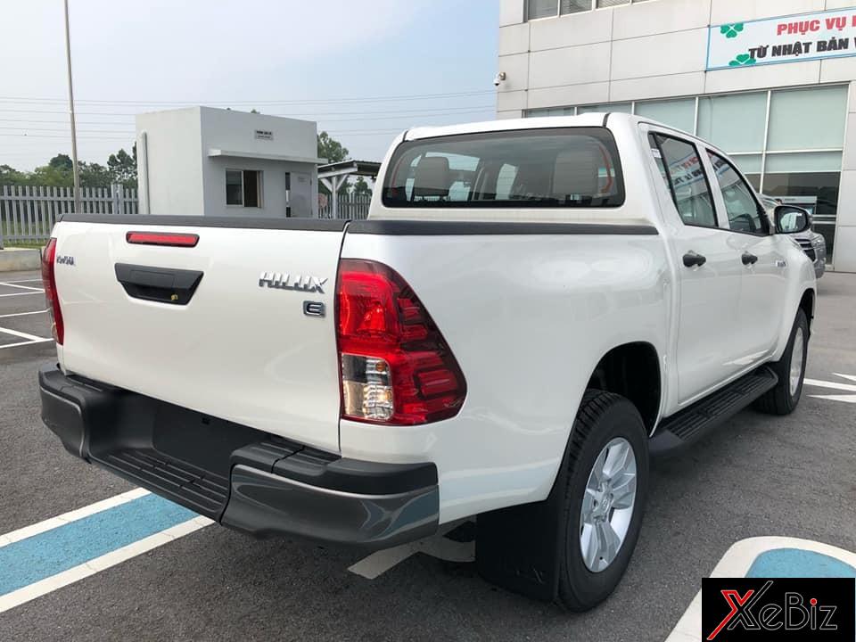 Toyota Hilux 2018 đã sẵn sàng được bán ra thị trường
