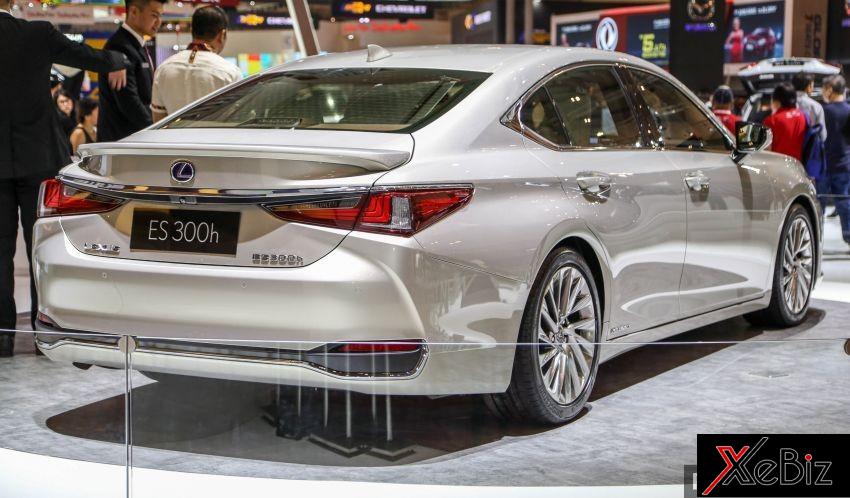 Lexus ES 2019 dùng chung cơ sở gầm bệ với Toyota Camry mới