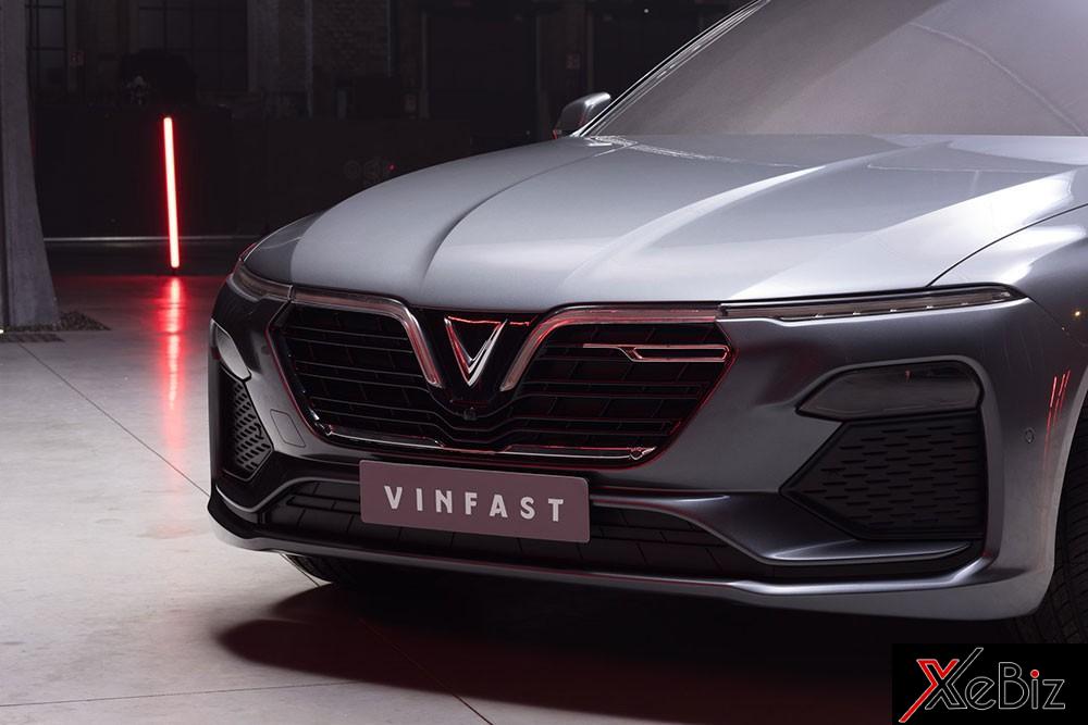 Báo Tây cho rằng VinFast nên nhắm tới thị phần xuất khẩu song song với sản xuất xe nội địa