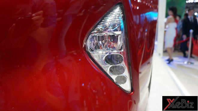 Toyota Prius 2017- chiếc xe xanh với công nghệ của tương lai tại Việt Nam 4.