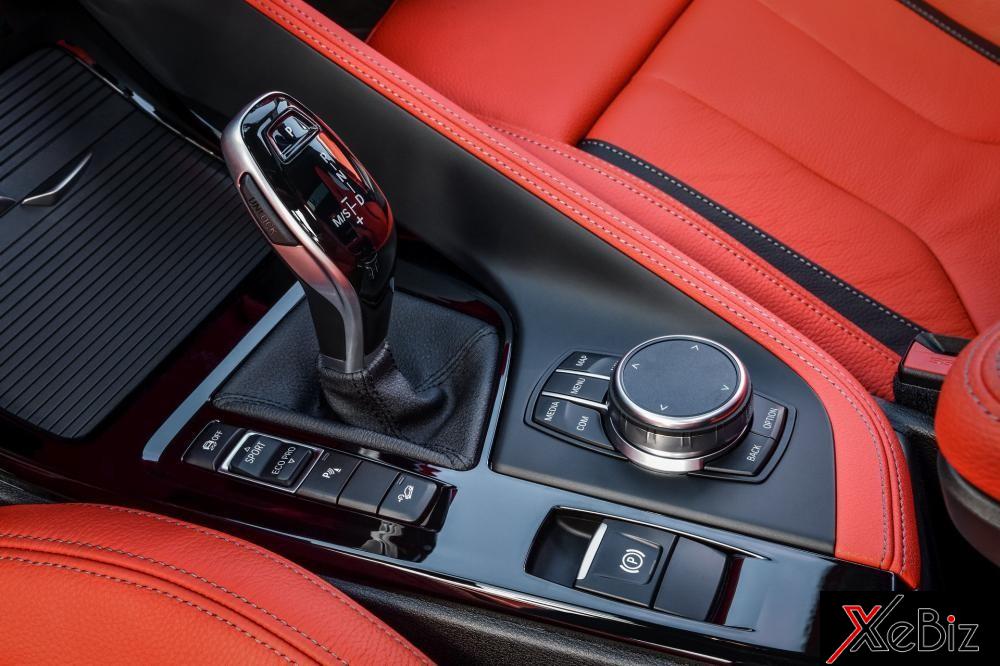 Cụm điều khiển trung tâm của BMW X2 M35i 2019