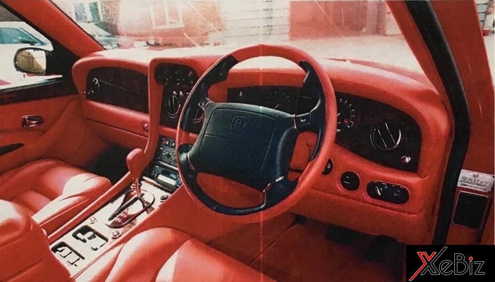 Nội thất của một chiếc Bentley Dominator 