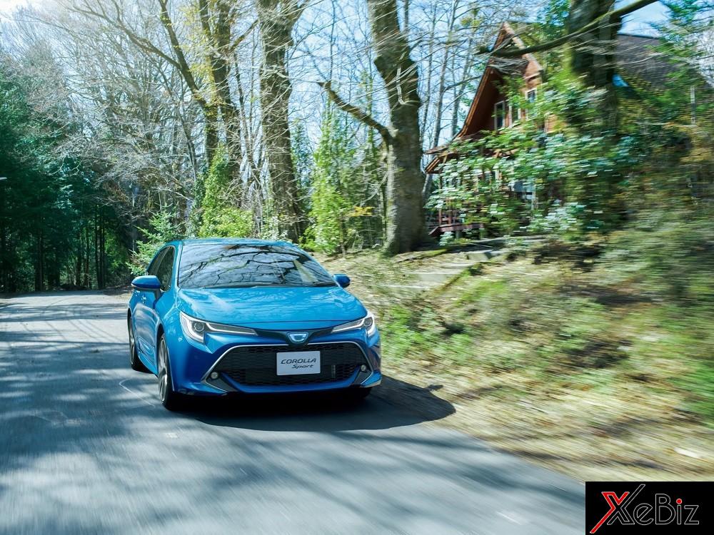 Toyota Corolla Sport 2018 ra mắt tại Nhật Bản