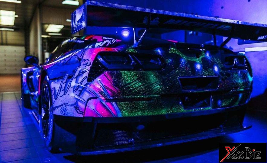 Chevrolet Corvette tự phát sáng trong đêm 12 chevrolet-corvette-tu-phat-sang-trong-dem