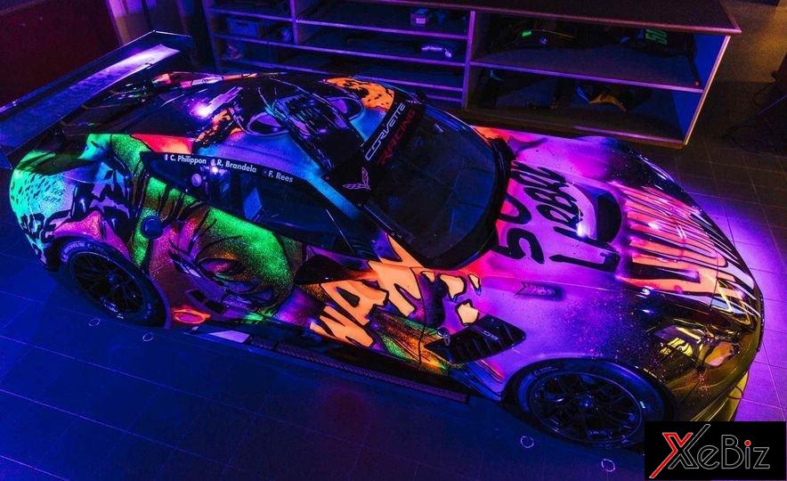 Chevrolet Corvette tự phát sáng trong đêm 13 chevrolet-corvette-tu-phat-sang-trong-dem