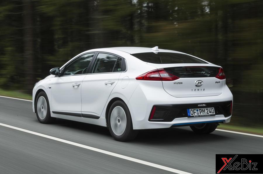 Hyundai Ioniq plug-in hybrid có giá từ tương đương 737 triệu đồng 2 hyundai-ioniq-plug-in-hybrid-co-gia-tu-tuong-duong-737-trieu-dong