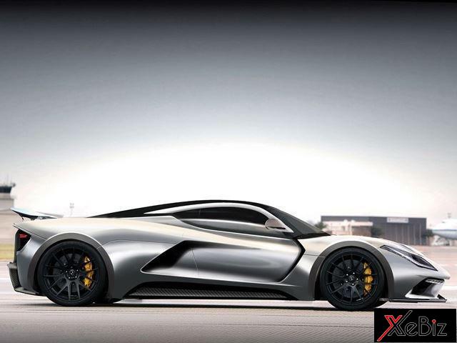 Venom F5 được đặt theo tên trận vòi rồng Tri-State Tornado xảy ra tại Mỹ vào năm 1925. hennessey-tiep-tuc-thach-dau-toc-do-voi-sieu-xe-dau-bang-bugatti-chiron