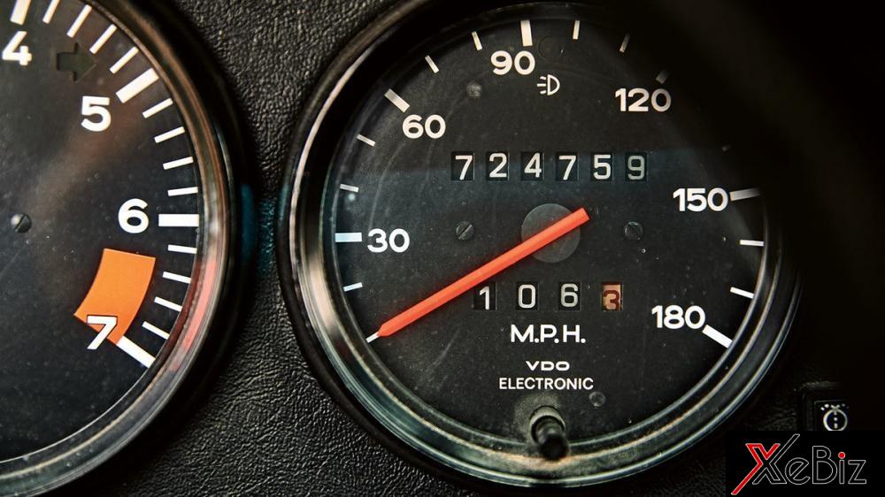 Porsche 911 Turbo 1975 đồng hành cùng chủ nhân trên 1 triệu km 4 porsche-911-turbo-1975-dong-hanh-cung-chu-nhan-tren-1-trieu-km
