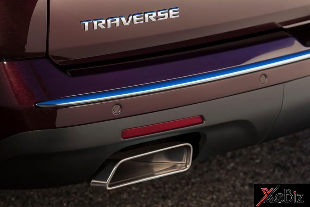 chevrolet-traverse-2018-ra-mat-voi-gia-30-800-usd