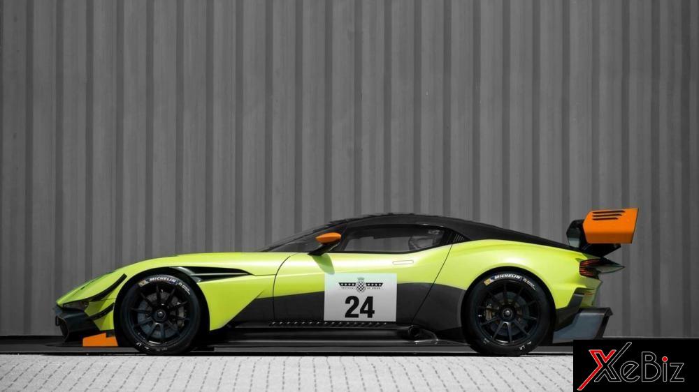 quai-thu-aston-martin-vulcan-amr-pro-dong-co-804-ma-luc-xuat-hien