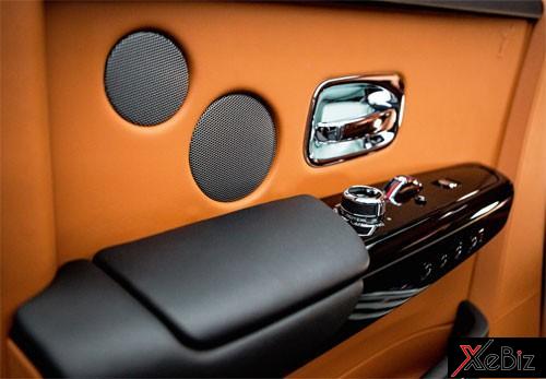 Nội thất của Rolls-Royce Phantom 2018 vẫn mang phong cách Art Deco 4 rolls-royce-phantom-the-he-thu-8-lo-dien-sau-13-nam