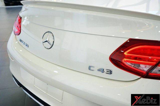 mau-mercedes-amg-c43-4matic-coupe-dau-tien-tai-viet-nam-co-gia-42-ty-dong