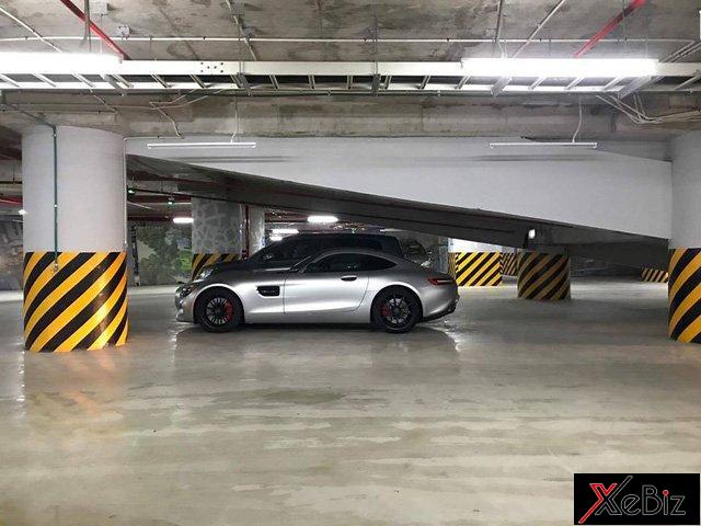 tinh-cu-cua-cuong-do-la-mercedes-amg-gt-s-lai-thay-ao-moi