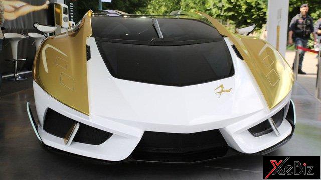 ngam-sieu-xe-charlotte-roadster-gia-15-trieu-euro-so-huu-be-ca-ben-trong