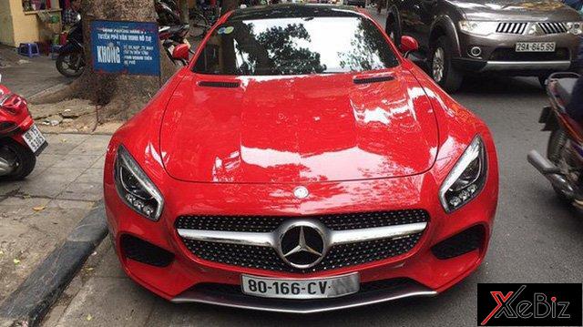 tinh-cu-cua-cuong-do-la-mercedes-amg-gt-s-lai-thay-ao-moi