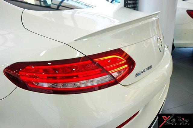 mau-mercedes-amg-c43-4matic-coupe-dau-tien-tai-viet-nam-co-gia-42-ty-dong