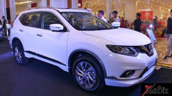 phien-ban-cao-cap-cho-sunny-va-x-trail-cua-nissan-ra-mat-tai-viet-nam