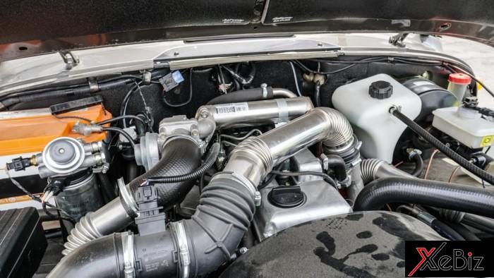 uaz-hunter-phien-ban-may-dau-xuat-hien-tai-viet-nam