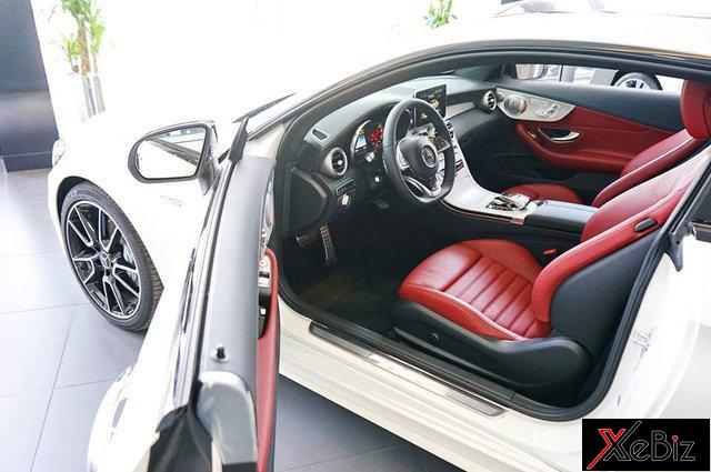 mau-mercedes-amg-c43-4matic-coupe-dau-tien-tai-viet-nam-co-gia-42-ty-dong