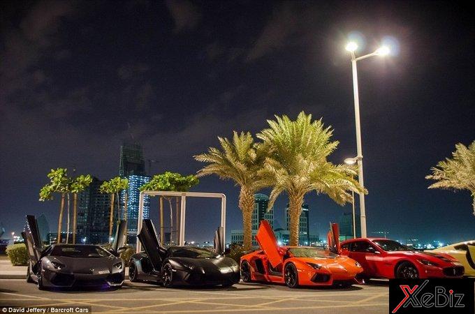 cac-dai-gia-qatar-lai-sieu-xe-giai-nhiet-tren-pho-vi-troi-nong