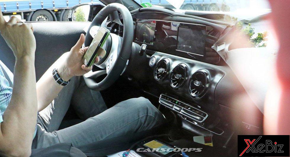 mercedes-benz-a-class-moi-he-lo-thiet-ke-noi-that