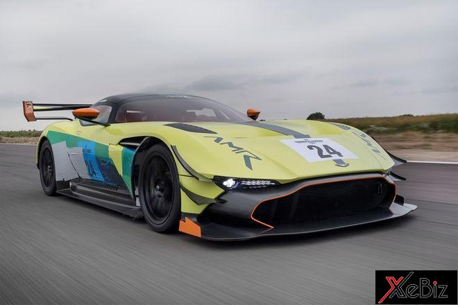quai-thu-aston-martin-vulcan-amr-pro-dong-co-804-ma-luc-xuat-hien
