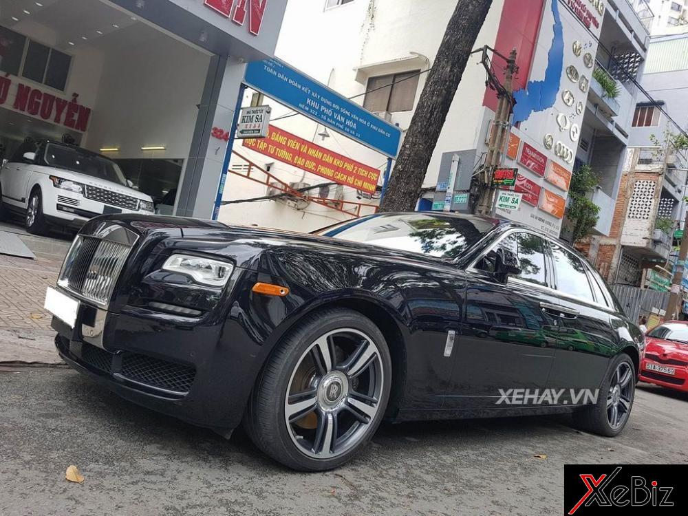 Rolls-Royce Ghost Series II khoe dáng giữa Sài Gòn rolls-royce-ghost-series-ii-khoe-dang-giua-sai-gon