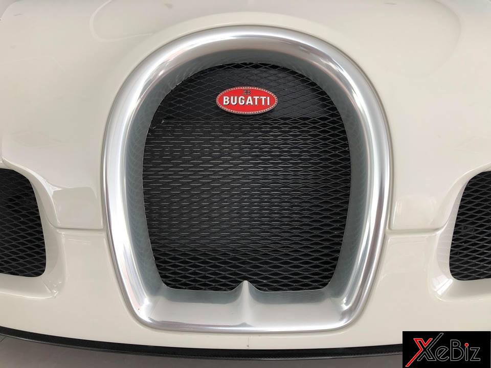 cặp&nbsp;đôi Bugatti Veyron và&nbsp;Lamborghini Murcielago SV từng nằm chung một mái nhà lúc còn thuộc sở hữu của Minh Nhựa.