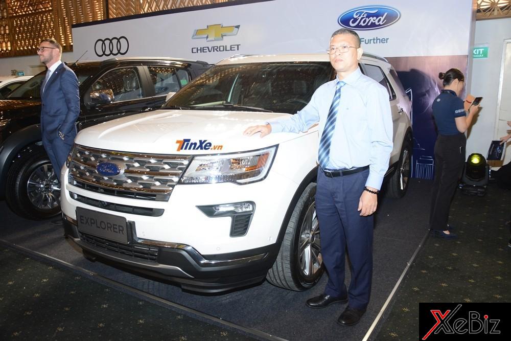 Ford Explorer  Ford Explorer