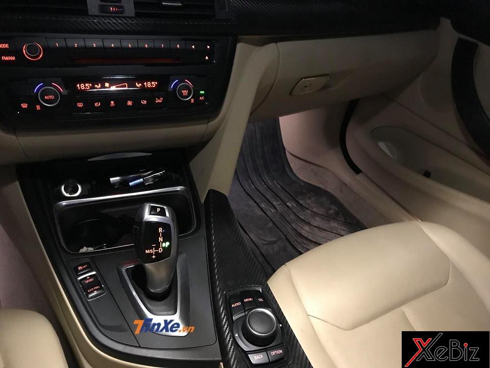 Không có nâng cấp nào ở động cơ chiếc BMW 428i Coupe độ body kit M4 đang được rao bán Không có nâng cấp nào ở động cơ chiếc BMW 428i Coupe độ body kit M4 đang được rao bán