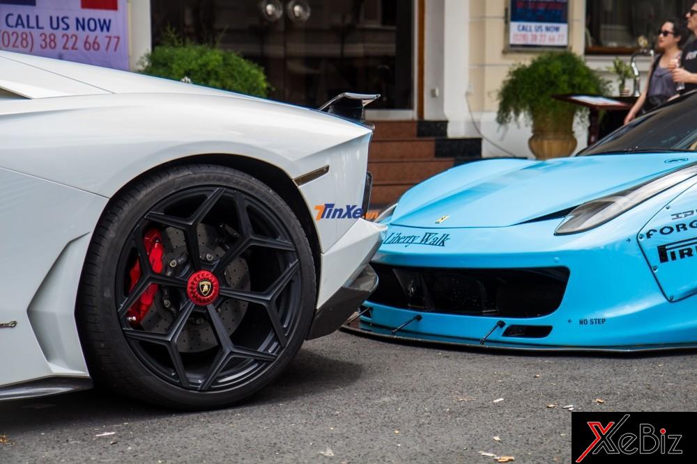 Siêu xe này được độ mâm của hãng Vossen mang tên gọi NV1 Siêu xe này được độ mâm của hãng Vossen mang tên gọi NV1