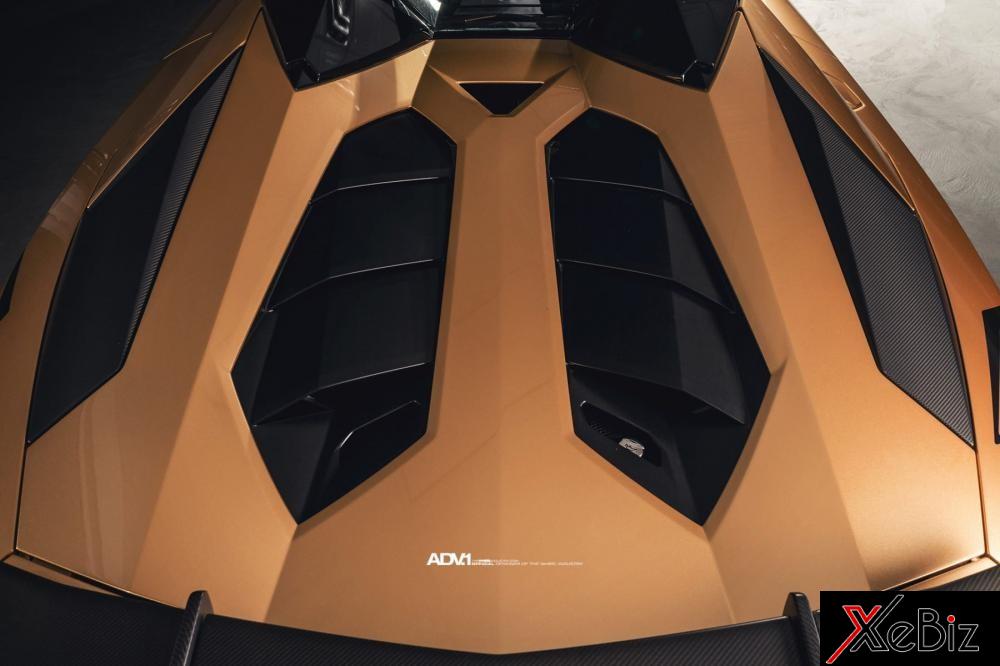 Không có nâng cấp nào về động cơ của chiếc Lamborghini Aventador SV Roadster này, tuy nhiên, khối động cơ V12 nguyên bản