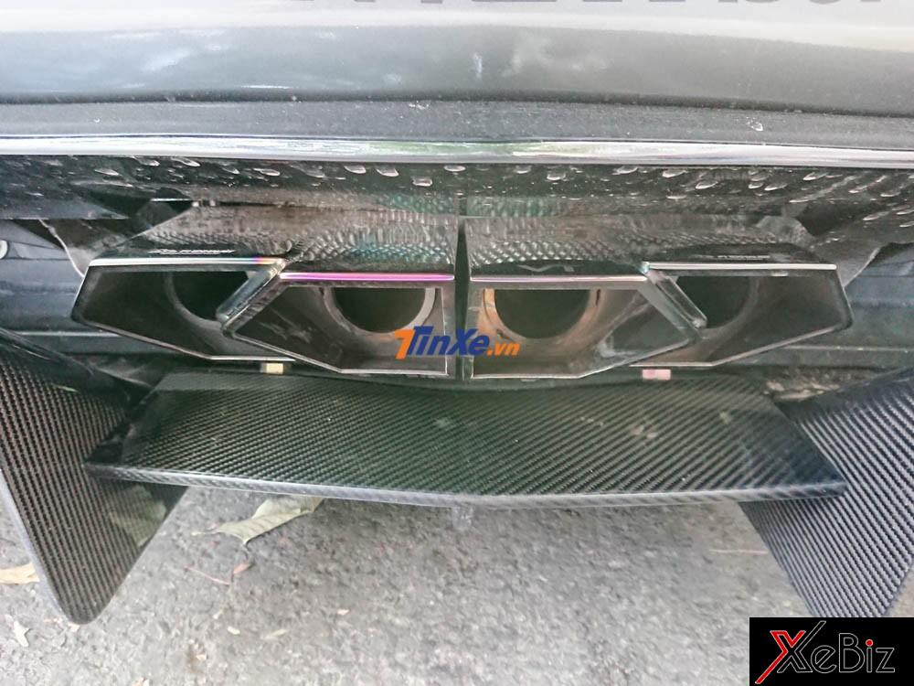 Bộ body kit của Lamborghini Aventador Limited Edition 50 đều từ sợi carbon