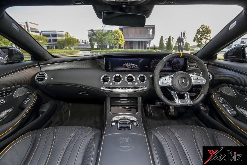 Cận cảnh khoang lái của Mercedes-AMG S63 Yellow Night Edition mới ra mắt Malaysia Cận cảnh khoang lái của Mercedes-AMG S63 Yellow Night Edition mới ra mắt Malaysia