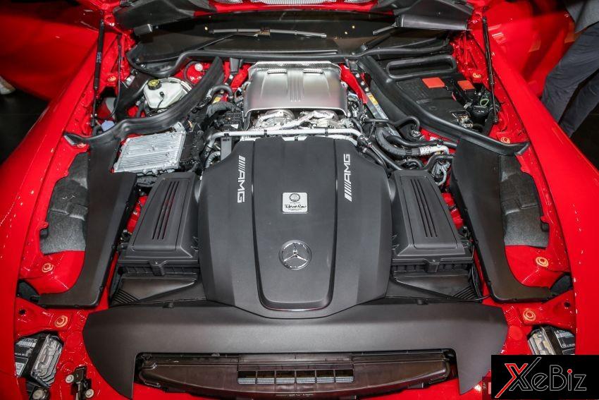 Mercedes-AMG GT C 2018 sử dụng động cơ V8 Mercedes-AMG GT C 2018 sử dụng động cơ V8