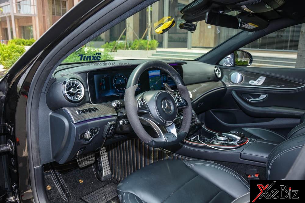 Nội thất của Mercedes-Benz E300 AMG Nội thất của Mercedes-Benz E300 AMG