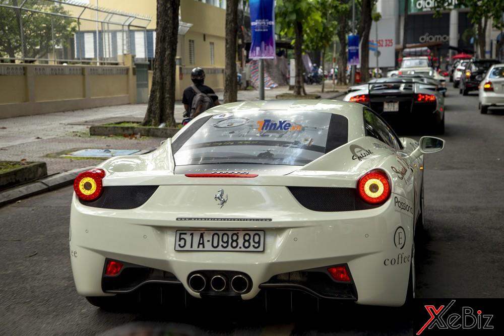 Chiếc Ferrari 458 thứ 3 tham dự hành trình siêu xe xuyên Việt của Chủ tịch Trung Nguyên là bản tiêu chuẩn Chiếc Ferrari 458 thứ 3 tham dự hành trình siêu xe xuyên Việt của Chủ tịch Trung Nguyên là bản tiêu chuẩn