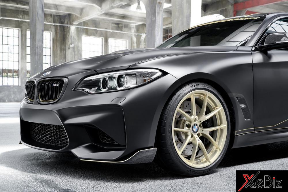Nó được dựa trên BMW M2 với nhiều phụ tùng nâng cấp từ M Performance Parts