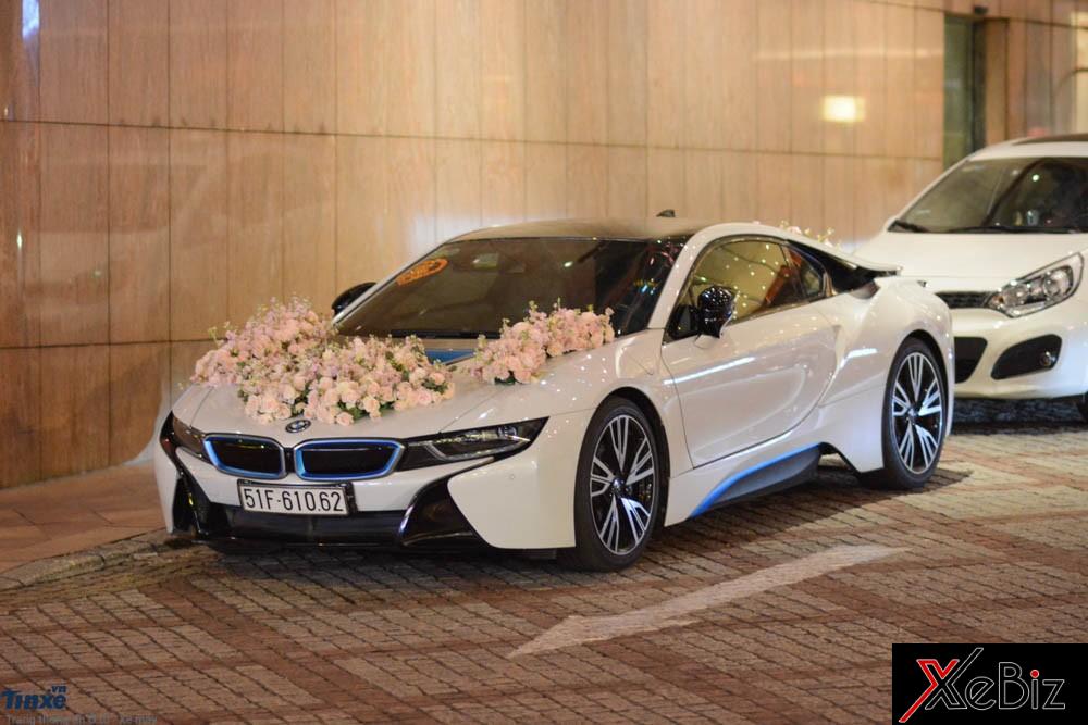 BMW i8 làm xe hoa