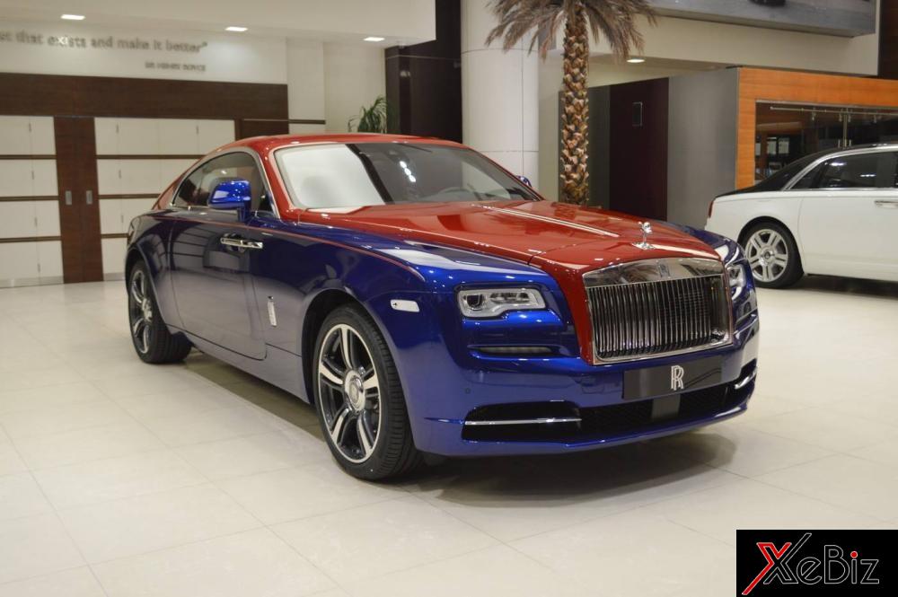 Màu sơn của chiếc Rolls-Royce Wraith này được đặt hàng riêng Màu sơn của chiếc Rolls-Royce Wraith này được đặt hàng riêng