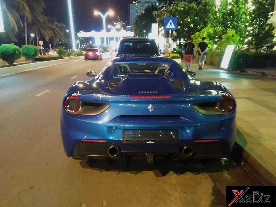 Siêu xe mui trần này hiện đang định cư ở Nha Trang Siêu xe mui trần này hiện đang định cư ở Nha Trang