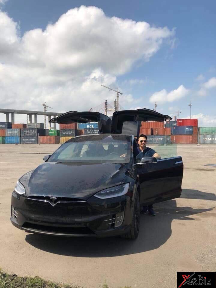 Đây là bộ áo nguyên bản của chiếc Tesla Model X P100D thuộc sở hữu chồng siêu mẫu Ngọc Thạch Đây là bộ áo nguyên bản của chiếc Tesla Model X P100D thuộc sở hữu chồng siêu mẫu Ngọc Thạch