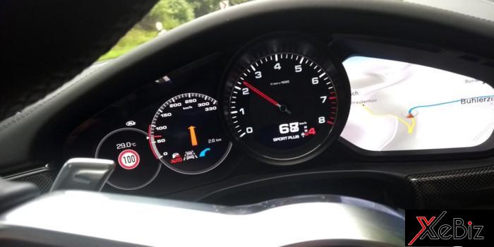 Công nghệ InnoDrive của Porsche có hai chế độ Công nghệ InnoDrive của Porsche