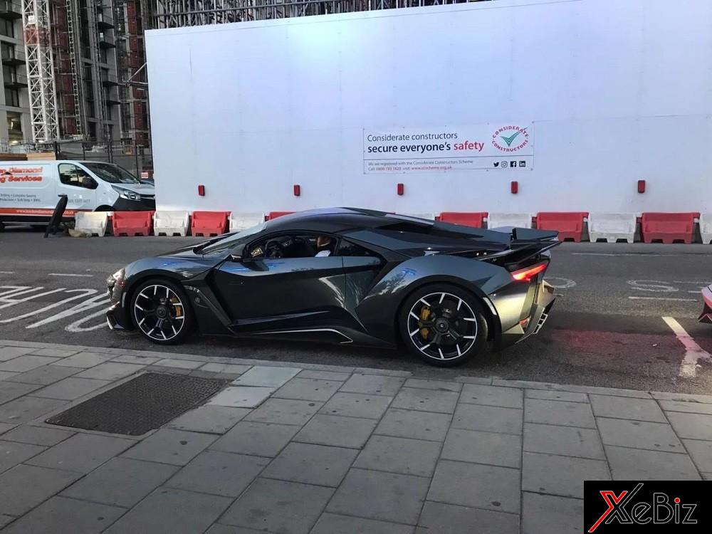 Đây là một trong những lần hiếm hoi người ta bắt gặp Fenyr SuperSport trên đường phố Đây là một trong những lần hiếm hoi người ta bắt gặp Fenyr SuperSport trên đường phố