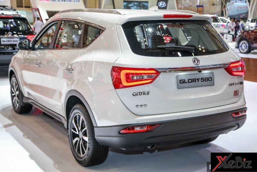 Thiết kế của nó khiến người nhìn liên tưởng tới nhiều sản phẩm của Honda