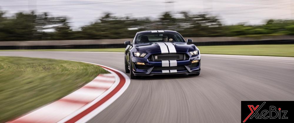 Ở đời 2019, hãng Ford chỉ chỉnh lại nhẹ thiết kế ngoại hình của Mustang Shelby GT350
