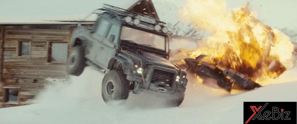 Hàng hiếm Land Rover Defender SVX được đấu giá từ 130.000 USD 2 Hàng hiếm Land Rover Defender SVX được đấu giá từ 130.000 USD 02